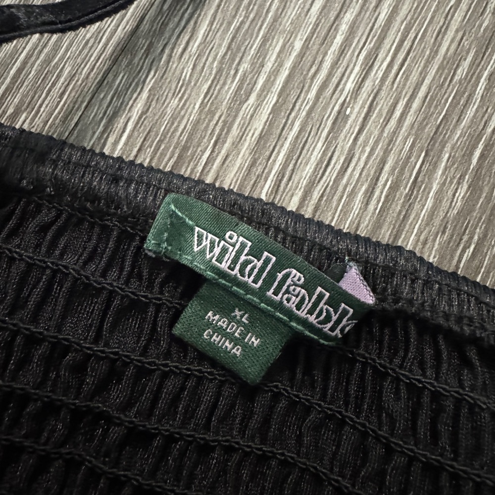 Black Tank with Rose Appliqués - Picture 5 of 8